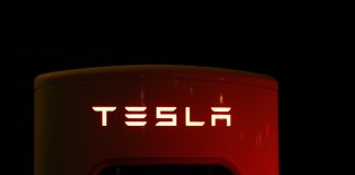 Tesla share prices profitable