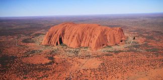 Ulur rock Australia climbing ban