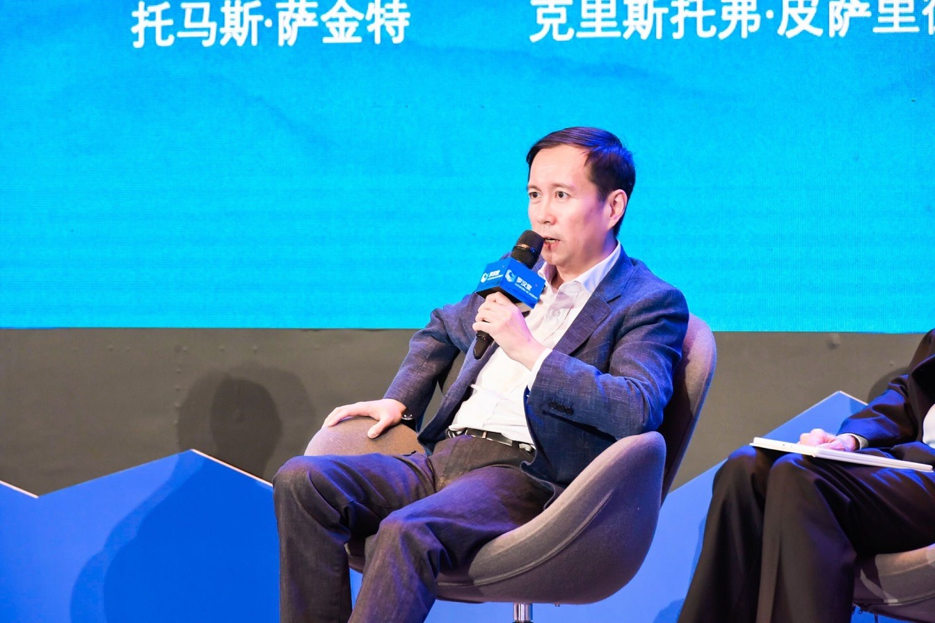 Alibaba shares Hong Kong