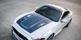 Ford unveils Mustang Lithium electric car