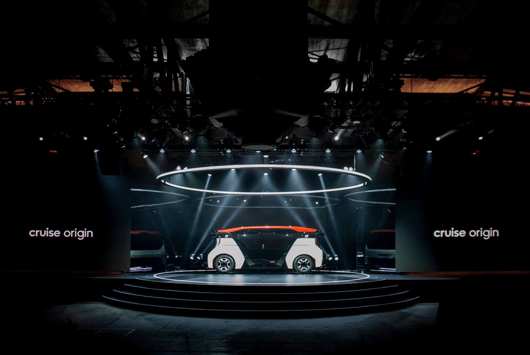 GM Honda unveil Origin self-driving car
