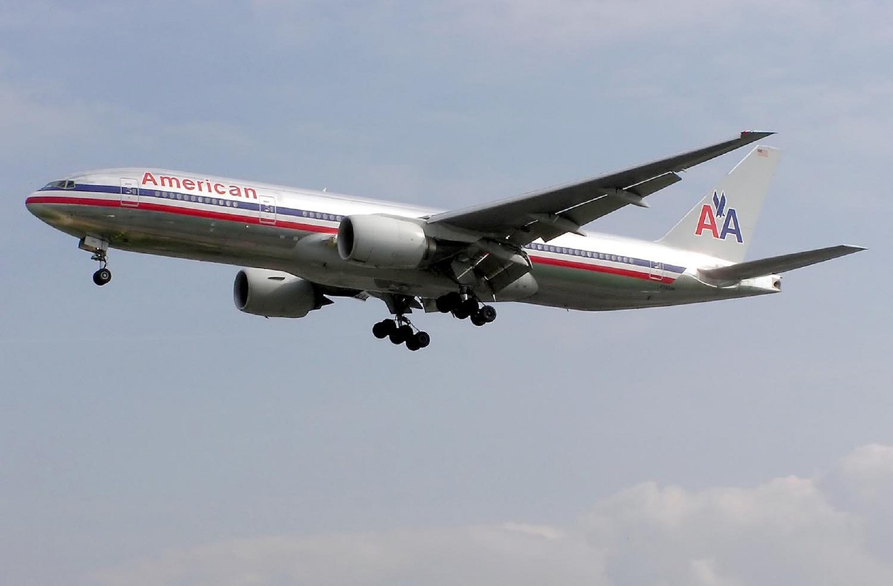 pilots sue american airlines to cancel flights to China amidst coronavirus outbreak