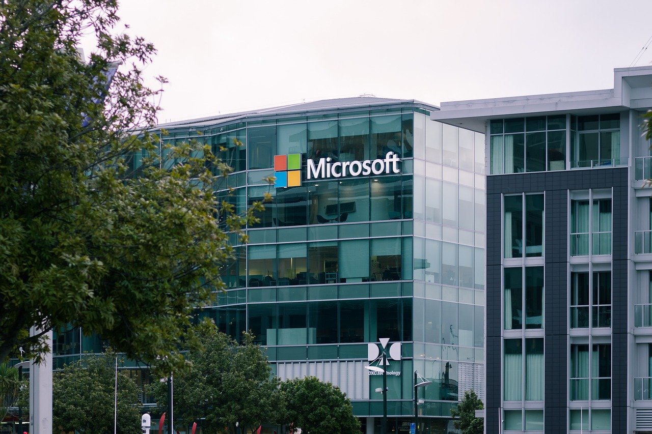 Microsoft earnings increase as cloud business continues growth