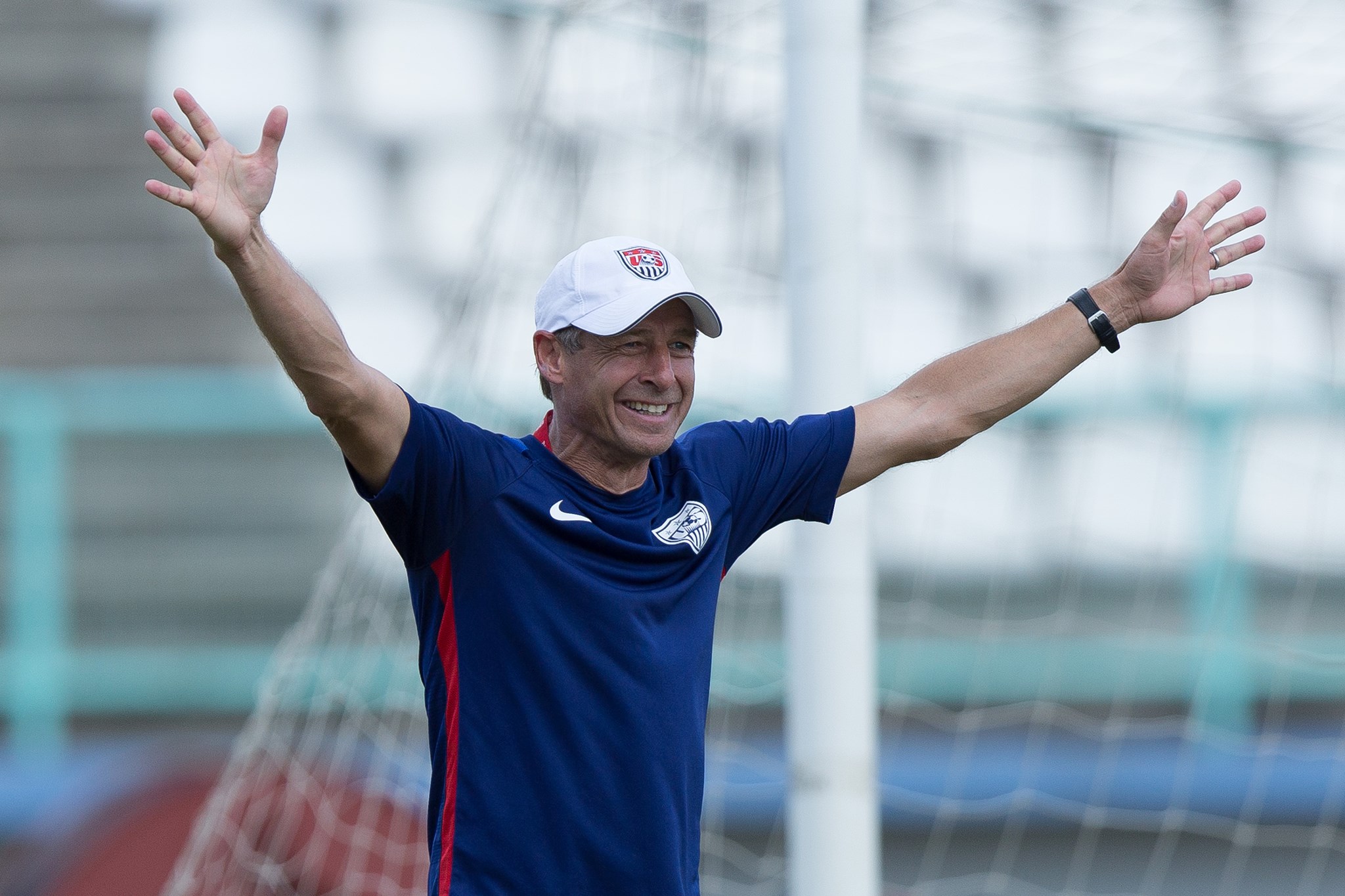 Jurgen Klinsmann steps down as head coach of Hertha Berlin