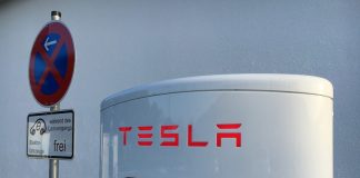 Tesla keeps California factory open despite shelter-in-place order