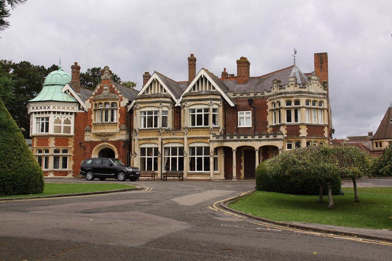 Facebook donates £1M to Bletchley Park, helps save some jobs