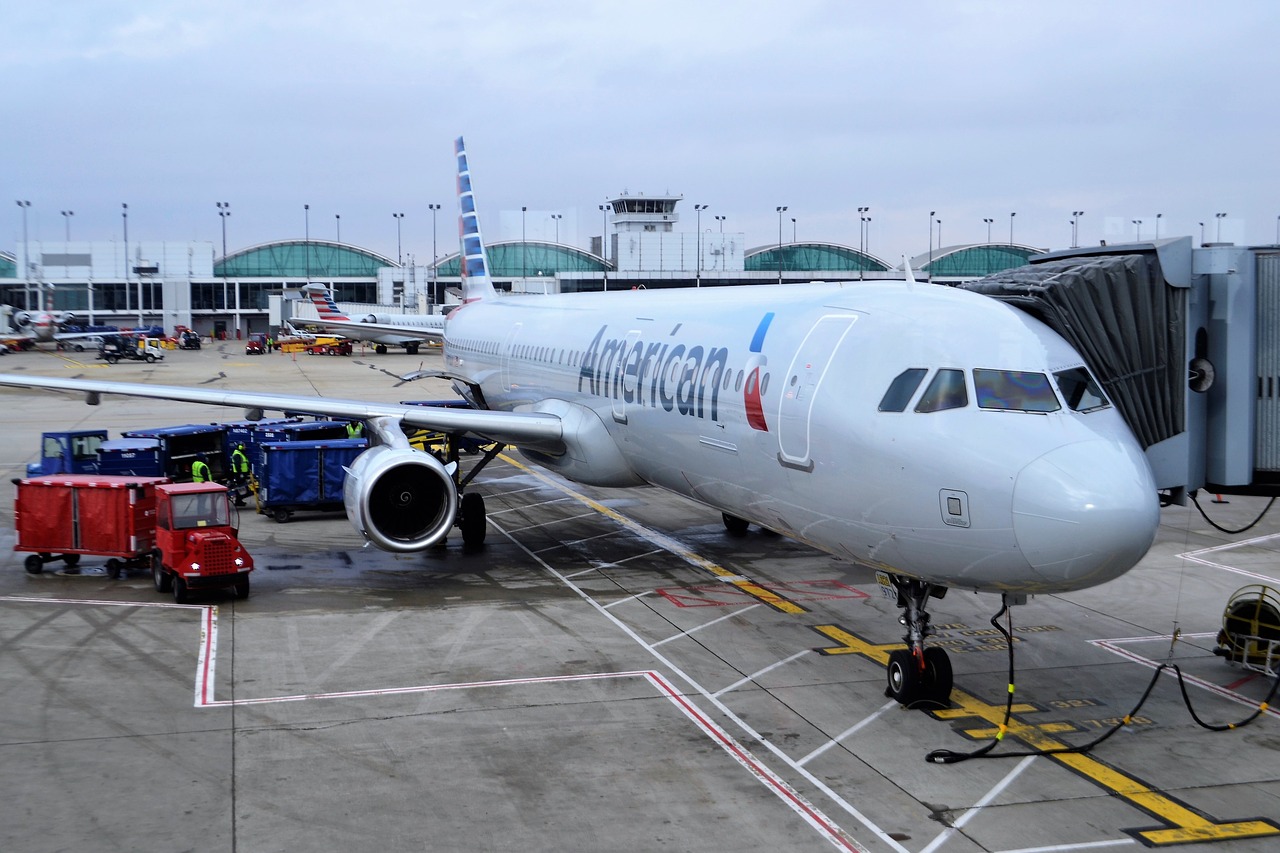 737 Max may return to service in December -- American Airlines