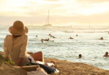 Hawaii offers free round trip tickets to attract temporary residents