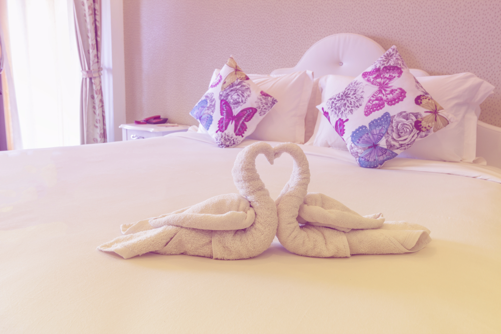 Check Out These Pretty Towel Sculptures